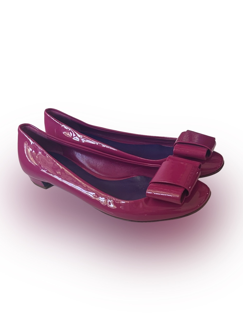 Miu Miu Women’s Patent Leather Bow Flats in Fuchsia